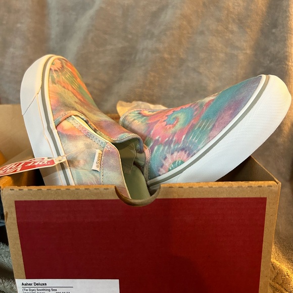 Vans Women’s Slip On Sneakers - Picture 6 of 7
